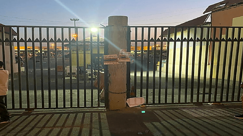 إغلاق سوق الحراج بخميس مشيط لعدم التقيد بالإجراءات الاحترازية