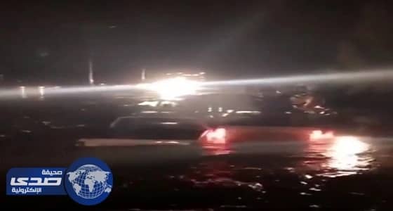 بالفيديو.. زوج يفاجئ زوجته بطريقة رومانسية بعد الاختبارات