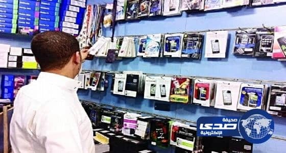 لجنة التوطين بجازان تطيح بعمالة تبيع شرائح الجوالات