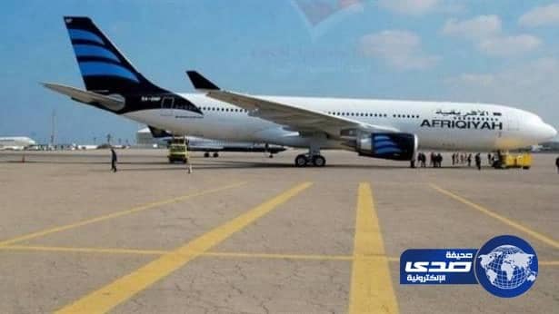 رئيس وزراء مالطا: الأسلحة المستخدمة في خطف الطائرة الليبية مزيفة