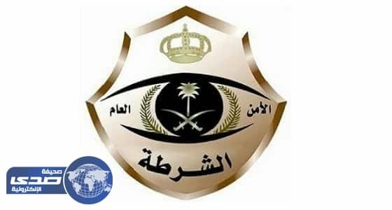 عمالة تسرق حديد تسليح لمشروع تصريف متعثر بالحوية