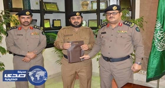 مدني جدة يكرم عددًا من حفظة القرآن الكريم