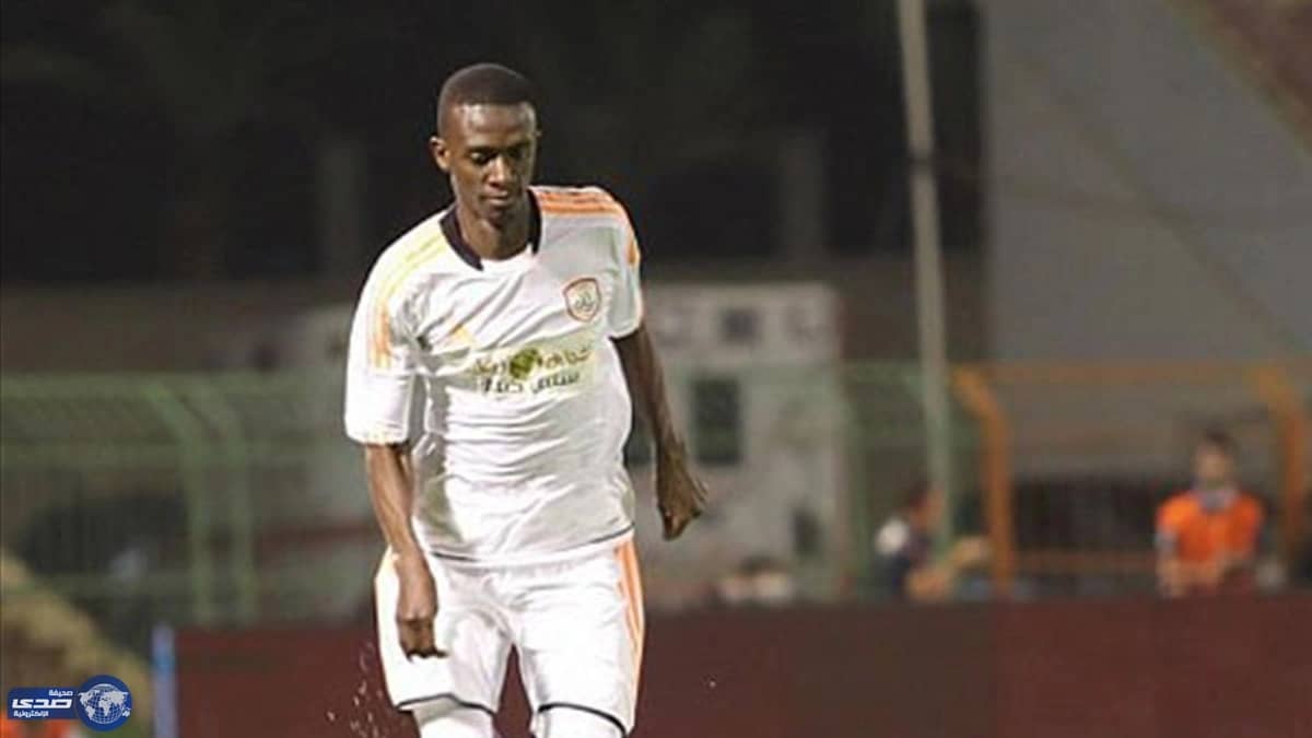 إدارة الشباب تخشى رحيل حسن معاذ