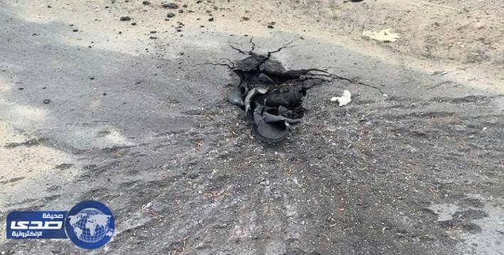 مقذوفات الحوثي تصيب 3 مواطنين في الموسّم