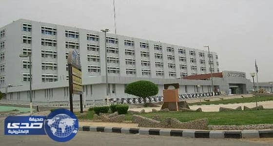 مريض ثمانيني لا يجد سرير في مستشفى حكومي