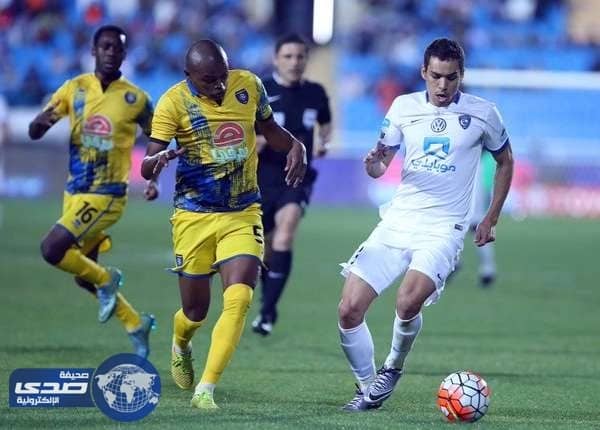 حارس التعاون يشيد بأخلاق محترف الهلال