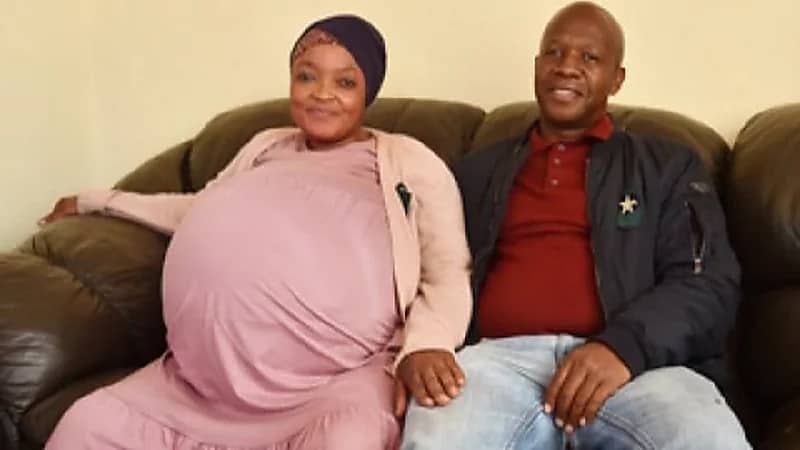 امرأة تُحطم رقم قياسي في موسوعة "غينيس" وتُنجب 10 أطفال