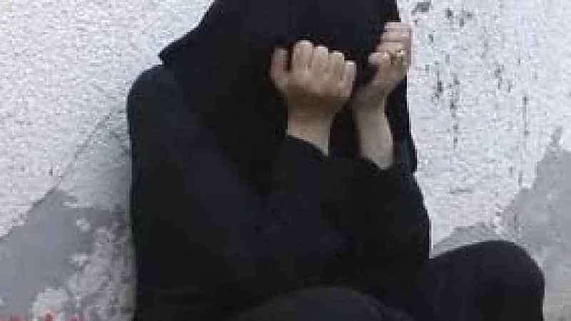 زوجة في دعوى طلاق: والد زوجي طلب معاشرتي في منزله