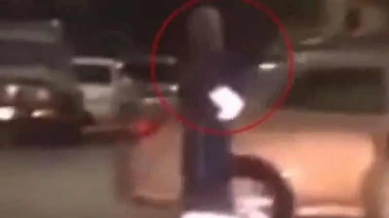 بالفيديو .. الجهات الأمنية تضبط عمالة نظافة تمتهن التسول