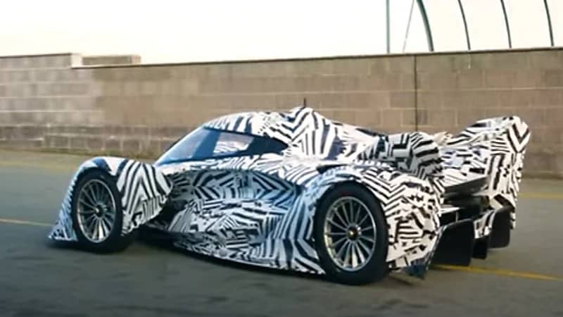 صور.. مواصفات سيارة ماكلارين سولوس GT