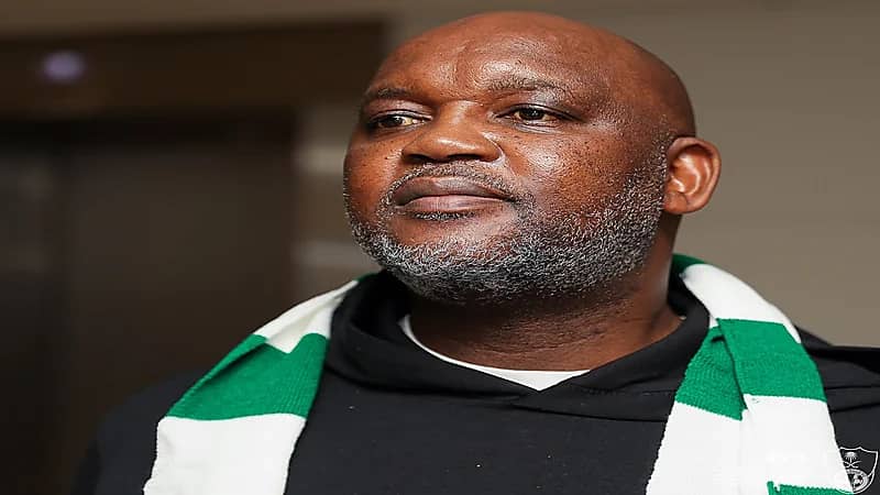 أول تعليق لمدرب الأهلي موسيماني بعد وصوله إلى جدة