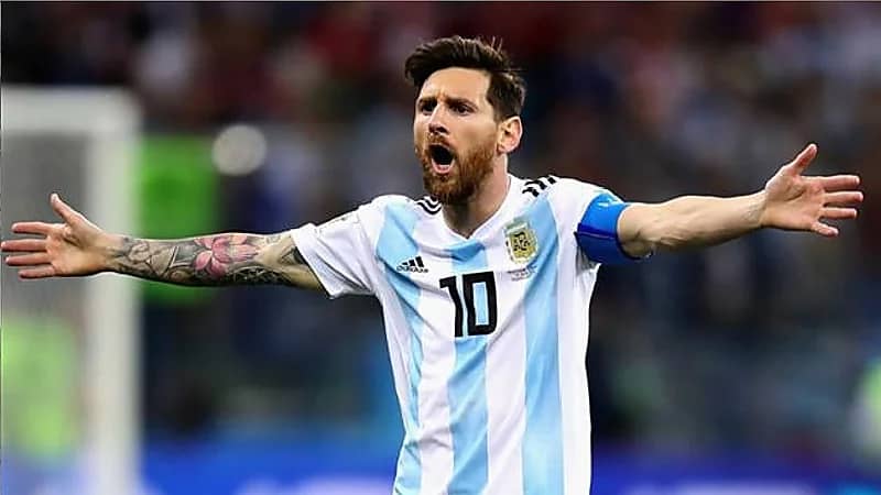 الهلال يرغب في ضم ميسي