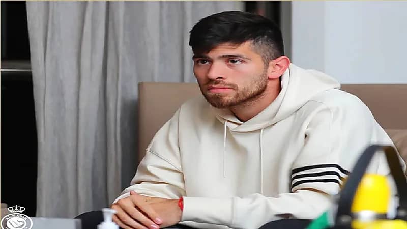 موعد أولى مشاركات روسي مع النصر