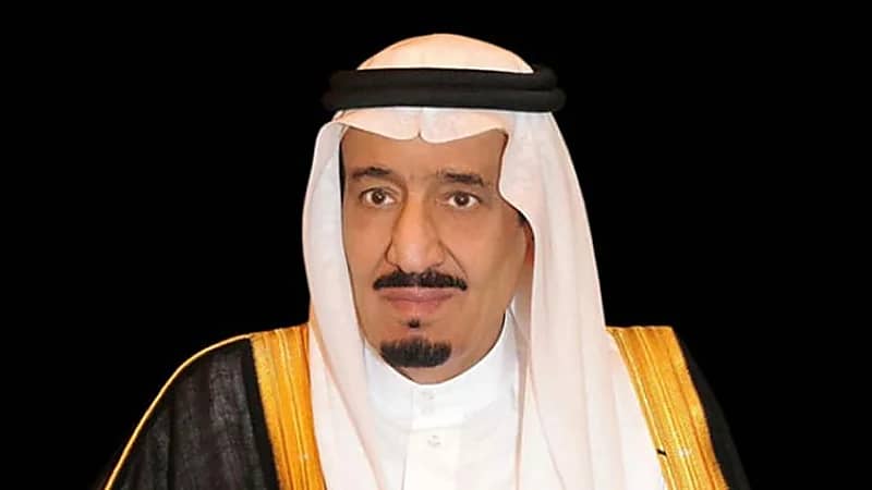 الملك سلمان: الاحتفاء بيوم العلم يأتي تأكيدًا على الاعتزاز بهويتنا الوطنية