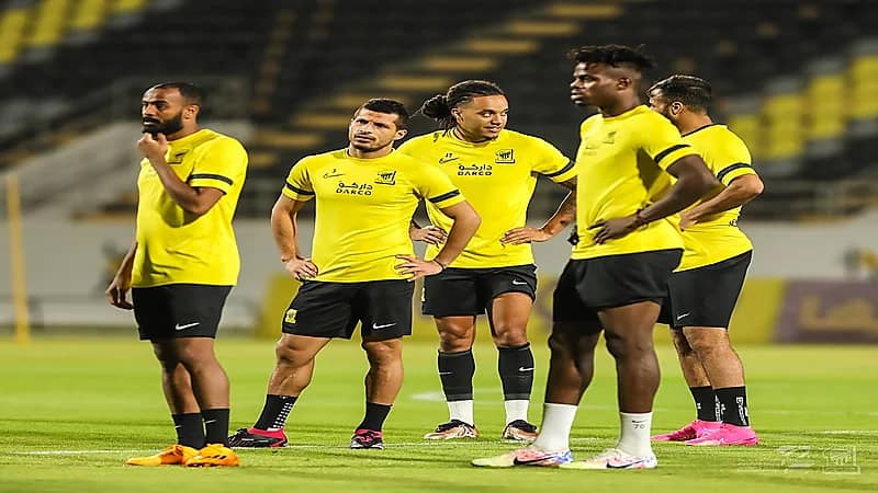 بعد عودة شراحيلي والبيشي..الاتحاد بصفوف مكتملة قبل مواجهة الهلال