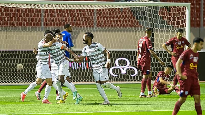 الطائي يفوز على أبها بهدف دون رد