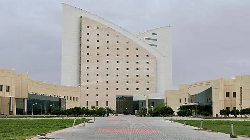 تعليق الدراسة الحضورية ليوم غد بجامعة نجران