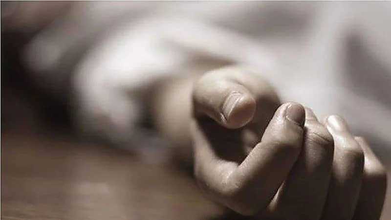 العثور على أشلاء ابنة طبيب فوق سطح محل