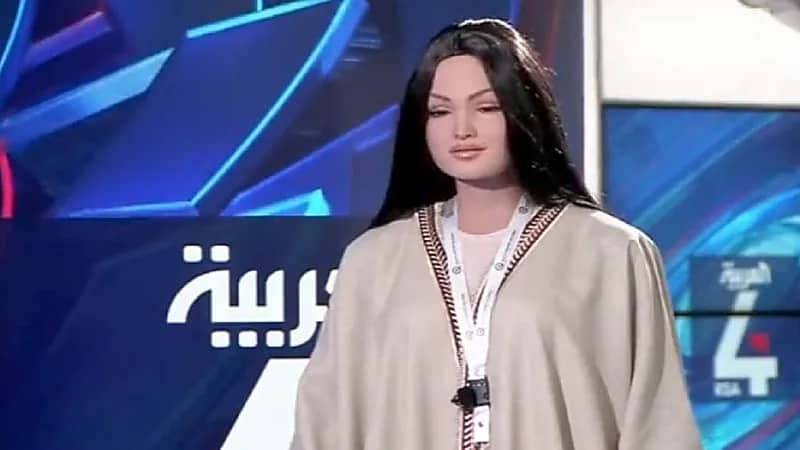 الصقري: بعد نجاح الروبوت سارة سنطلق محمد... فيديو