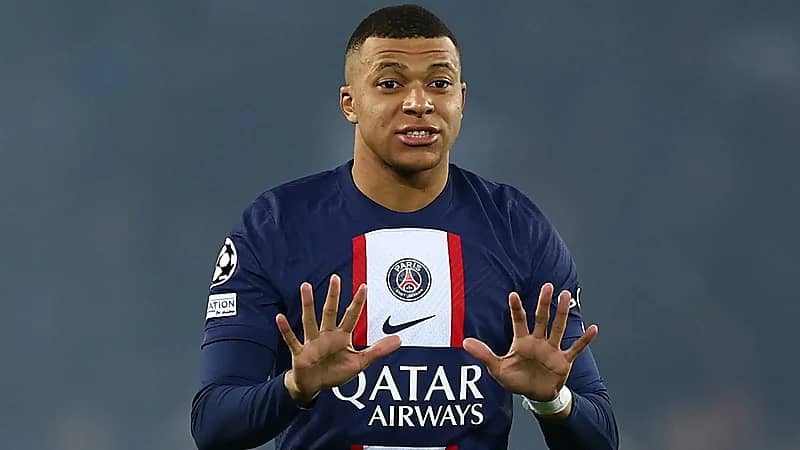 برشلونة وتشيلسي يسعيان لضم مبابي