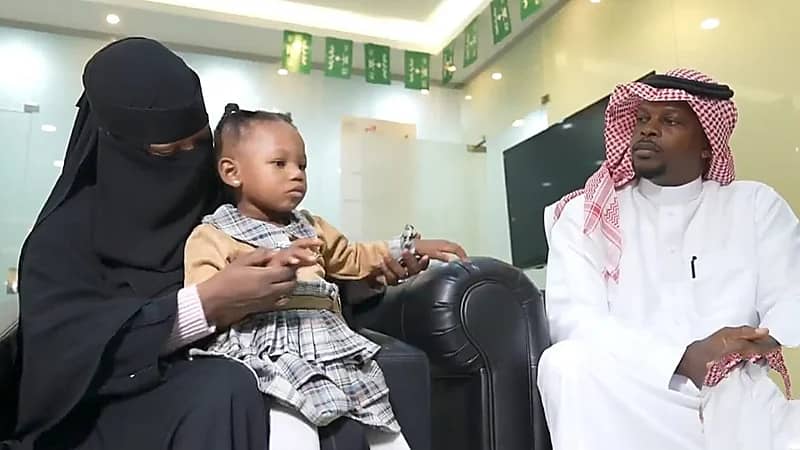 عائلة تروي قصة إنقاذ ابنتهم من قبل جمعية تطوعية لعلاج أمراض القلب .. فيديو