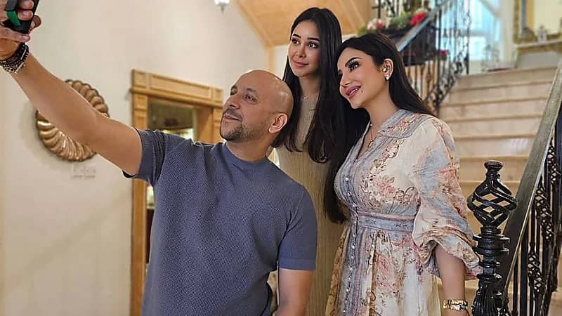 لجين عمران تحتفل بالعيد برفقة عائلتها  ..  صور