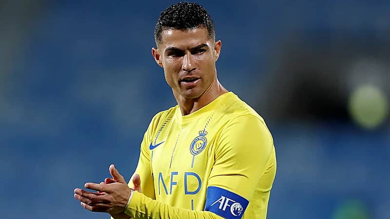 إيقاف رونالدو مباراتين