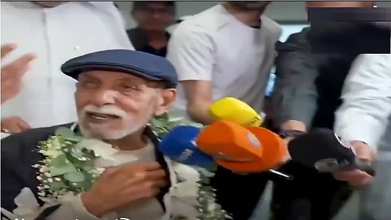 بعد رحلة علاج بالخارج.. إبراهيم الصلال يعود إلى أرض الوطن