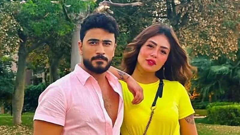 الإفراج عن البلوجر هدير عبد الرازق وأوتاكا بعد تصالحهما في النيابة