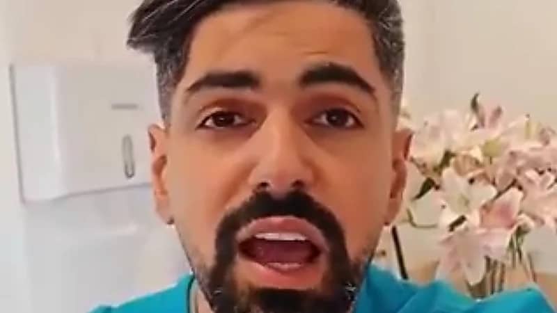 مختص يذكر مخاطر المشي حافي القدمين.. فيديو