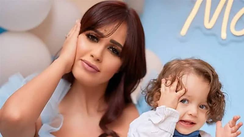 رنا سماحة تكشف سبب حذفها منشوراً عن تهرب طليقها من نفقة ابنها