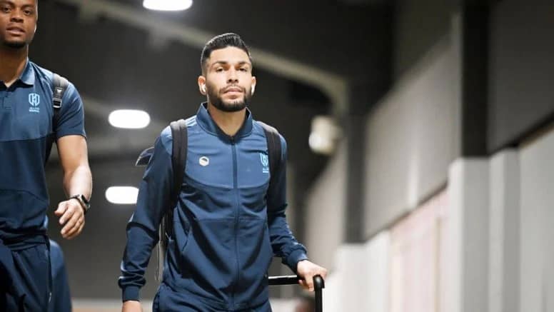 غياب بيتروس عن مواجهة النصر