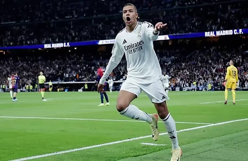 تشابي ألونسو يشهد على تألق مبابي في مرانه الأول مع الملكي