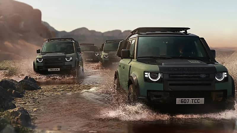 سعر لاند روفر ديفندر تروفي إديشن 2026 .. صور