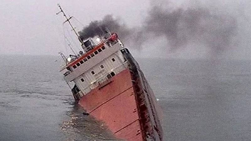 السفارة الأمريكية: إغراق الحوثيين لسفينة "ماجيك سيز" يهدد الثروة السمكية