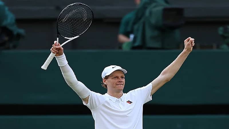 يانيك سينر يتفوق على ألكاراز ويخطف لقب ويمبلدون