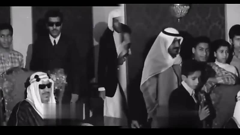 مقطع نادر للملك سعود بن عبد العزيز في لبنان مع أسرته قبل 57 سنة