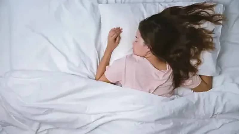 دراسات: النوم المفرط قد يرتبط بزيادة خطر الوفاة بنسبة تصل إلى 34%