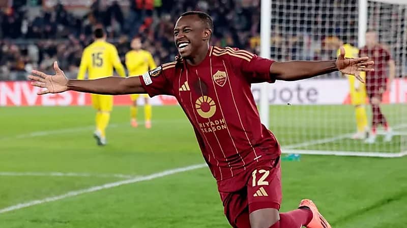 سعود عبدالحميد يقترب من الانضمام لـ لانس