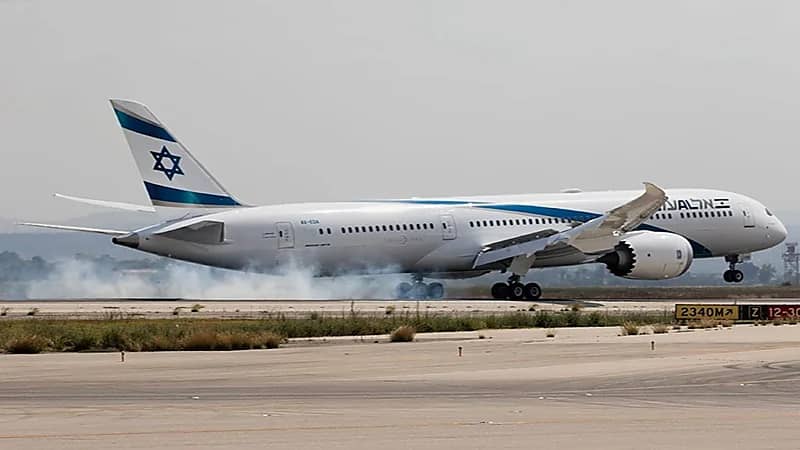 فرنسا توقف مراقبًا جويًا قال فلسطين حرة لطاقم طائرة إسرائيلي