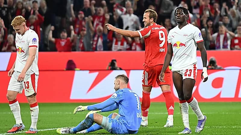 بايرن ميونخ يسحق لايبزيغ بسداسية في افتتاح البوندسليغا .. صور