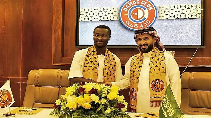 ضمك يضم مع الغيني مورلاي سيلا