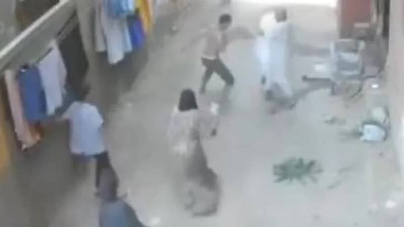 مشاجرة  بالسلاح الأبيض بين أشقاء بسبب الميراث