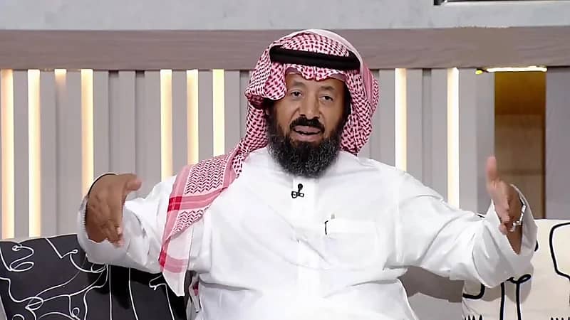 خبراء: أي إساءة استخدام للإنترنت تقع مسؤوليتها على صاحب الشبكة.. فيديو