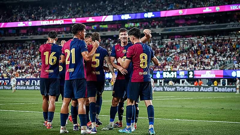 برشلونة يواجه باريس سان جيرمان خارج كامب نو