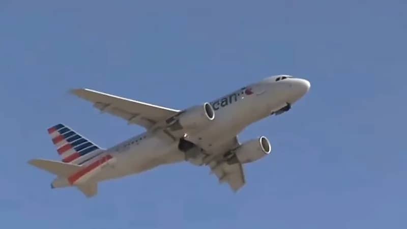 طائرة تلغي هبوطها فجأة أثناء الاقتراب من المدرج .. فيديو