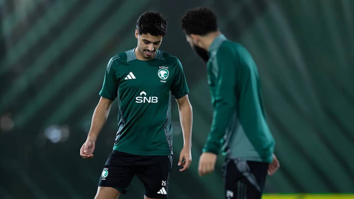 الأخضر يواصل استعداداته لمواجهة إندونيسيا