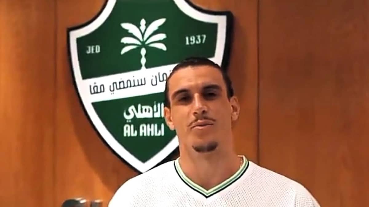 روجر آيبانيز يدعم الأخضر قبل مواجهة العراق  .. فيديو