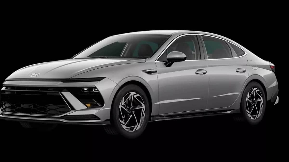 أسعار هيونداي سوناتا هايبرد 2025 في المملكة ... صور