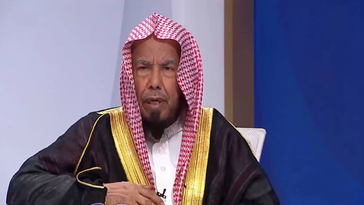 المطلق: المصاب بالزكام يصلي في البيت لتجنب نقل العدوى.. فيديو